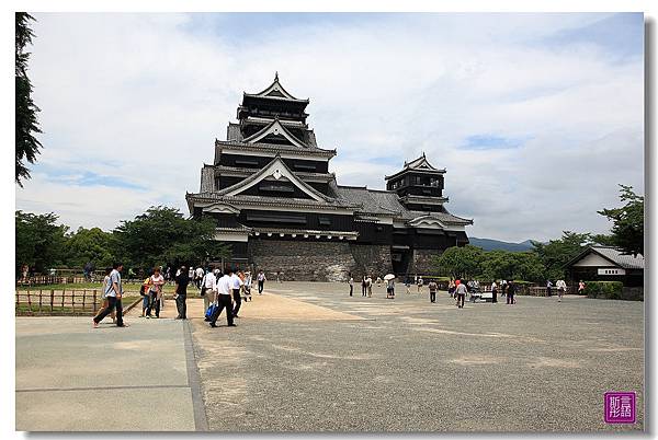 熊本城. (75)