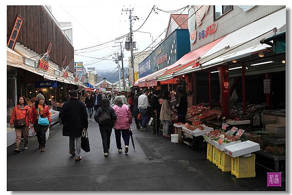 25.函館朝市海鮮市場. (38)