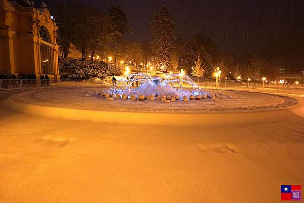 冰天雪地中的溫泉鄉 (82).JPG