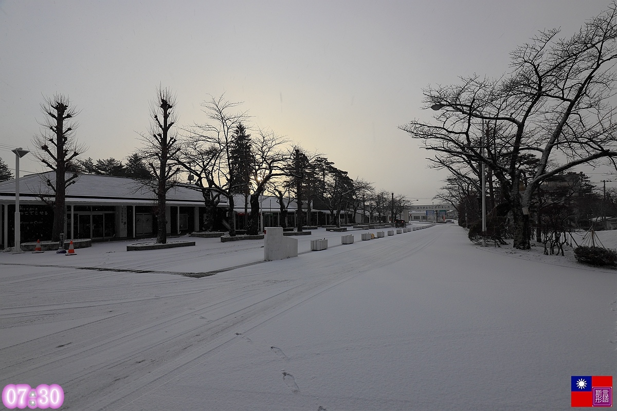 [岩手縣-花卷市]-清晨的雪中情侶探幽 (1).JPG