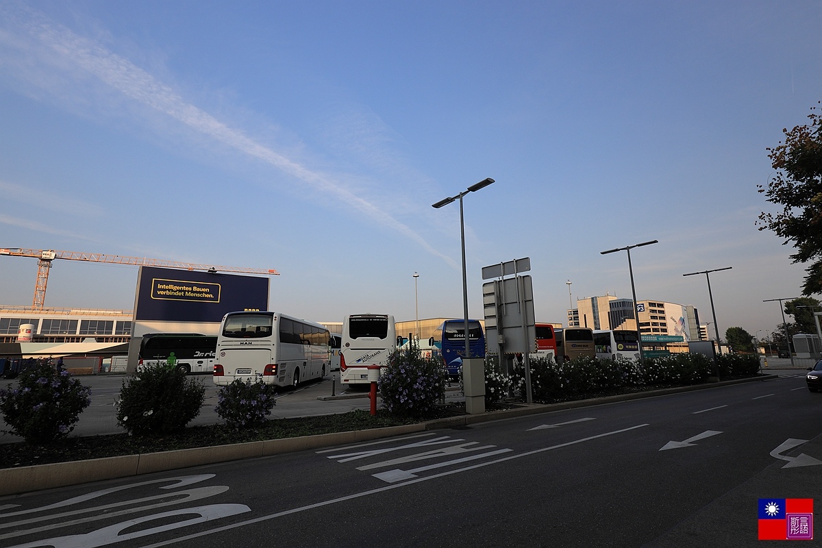 NH VIENNA AIRPORT (80).JPG