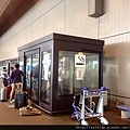 東京機場吸菸室.jpg