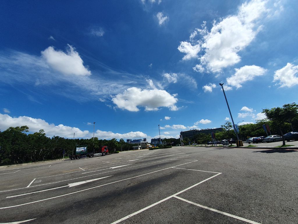 新竹湖口休息站-天空很藍
