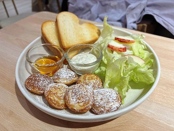 【新北 蘆洲】Ocean Eat 炭烤土司早午餐//2024