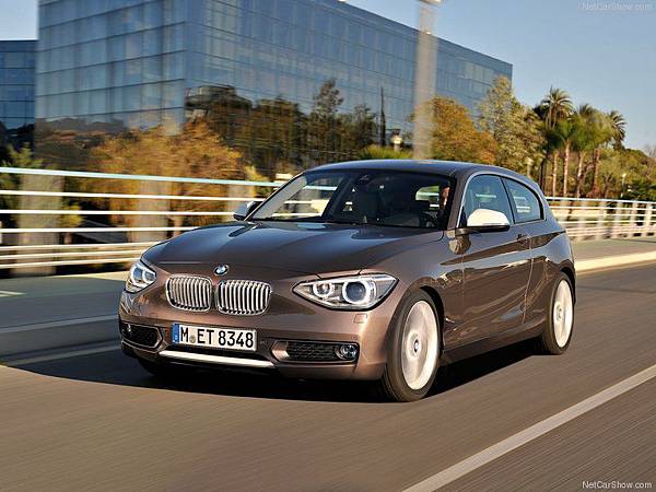 BMW-1-Series_3-door_2013_800x600_wallpaper_01 BMW-1-Series_3-door_2013_800x600_wallpaper_01