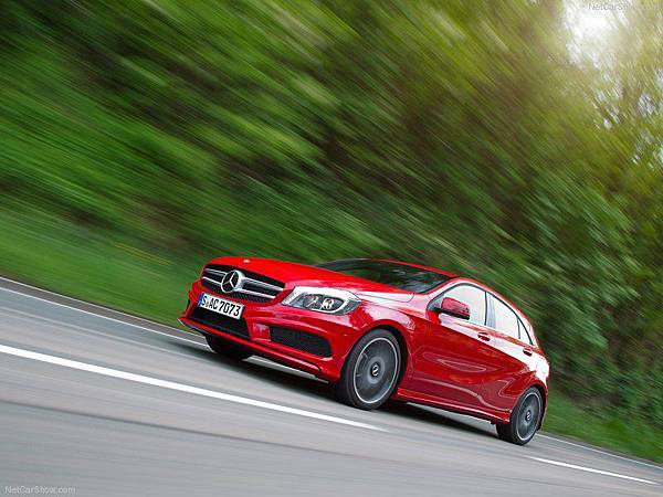 Mercedes-Benz-A-Class_2013_800x600_wallpaper_2f Mercedes-Benz-A-Class_2013_800x600_wallpaper_2f