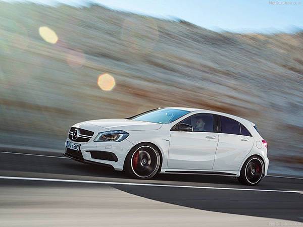 Mercedes-Benz-A45_AMG_2014_800x600_wallpaper_0a Mercedes-Benz-A45_AMG_2014_800x600_wallpaper_0a