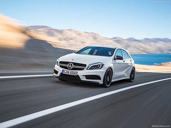 Mercedes-Benz-A45_AMG_2014_800x600_wallpaper_07 Mercedes-Benz-A45_AMG_2014_800x600_wallpaper_07
