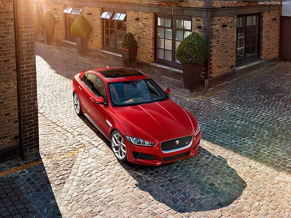 Jaguar-XE_S_2016_800x600_wallpaper_07 Jaguar-XE_S_2016_800x600_wallpaper_07