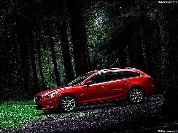 Mazda-6_Wagon_2013_800x600_wallpaper_05