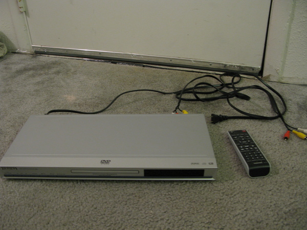 DVD player_1.JPG