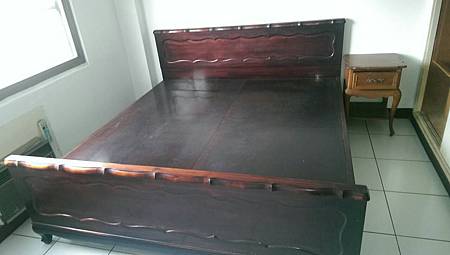 新北市新店區收購二手中古董舊家具家電回收中心0913130779劉小姐 新北市新店區收購二手中古董舊家具家電回收中心0913130779劉小姐