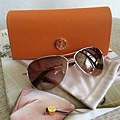 TORY BURCH 質感滿分特殊logo壓印金屬框飾邊飛行眼鏡c.jpg