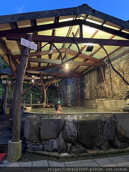 Stacy老師>新北綠峰溫泉度假山莊>可帶親子寵物