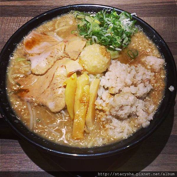 極匠濃厚背脂豚骨.jpg 極匠濃厚背脂豚骨.jpg