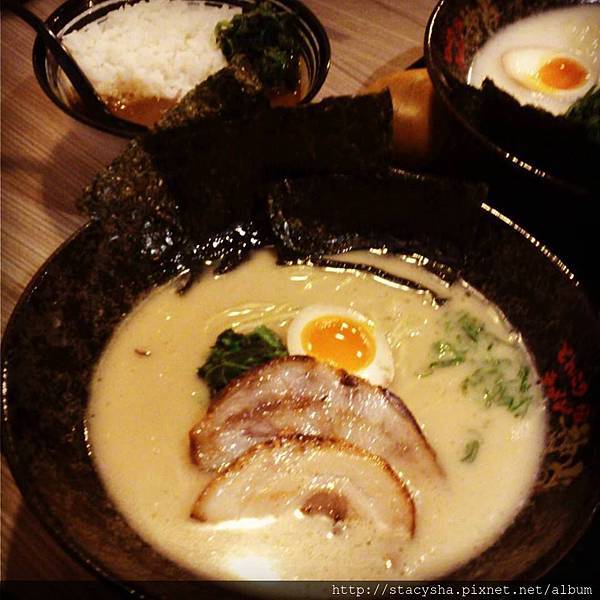 神山拉麵之濃厚豚骨醬油拉麵.jpg 神山拉麵之濃厚豚骨醬油拉麵.jpg