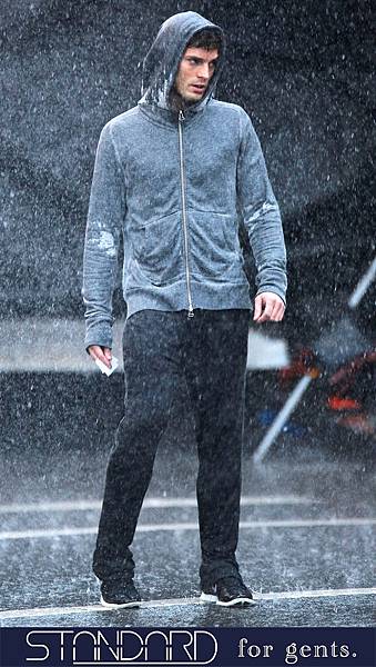 Jamie-Dornan-Running-Rain-Fifty-Shades-Grey-Photos.jpg