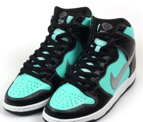 NIKE DUNK HIGH PRM SB 滑板鞋 NIKE品牌故事 NIKE鞋款介绍