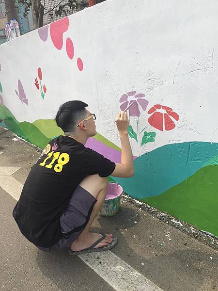 彩繪外牆— 在芭里國民小學