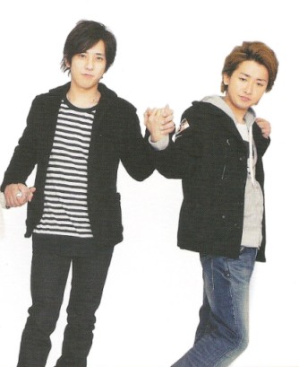 Arashi - Monthly TV Guide 20110430 05.jpg