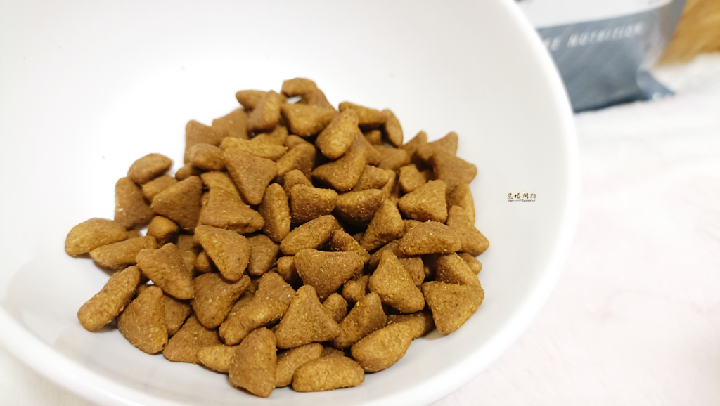 貓飼料推薦開箱｜ROYAL CANIN法國皇家｜IH34有效