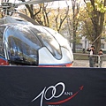 French aerospace industry celebrates its centenary on the Champs-Elysées