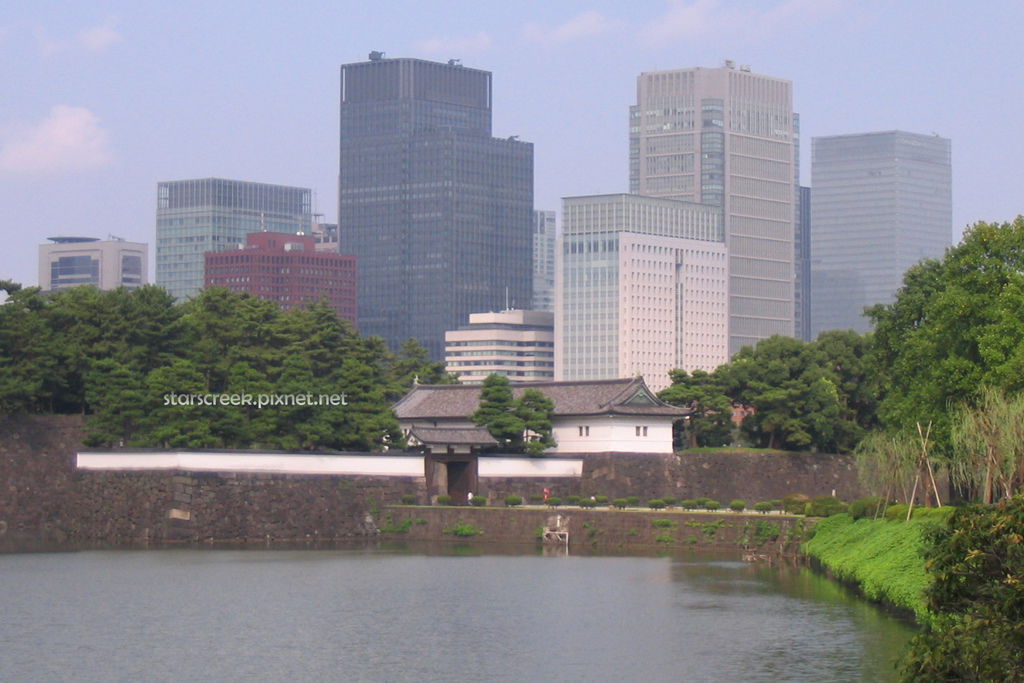 C1020-03.JPG