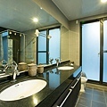 Stay@y Stay@y
