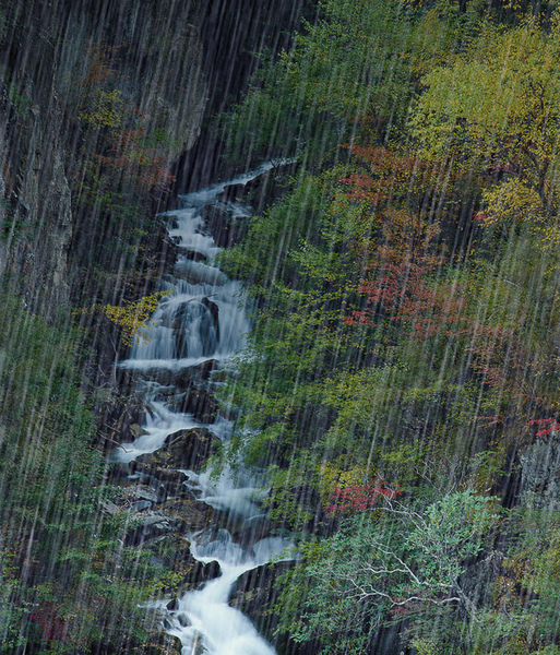 打照下雨效果照片.jpg 打照下雨效果照片.jpg