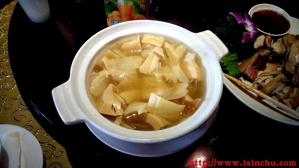 新竹私房菜推薦:倆相好私房料理地址位於新竹師院附小旁,附近有遠見停車場好停車,是新竹市少數平價好吃的客家私房菜餐廳之一,更是網友推薦新竹必吃美食喔 新竹私房菜推薦:倆相好私房料理地址位於新竹師院附小旁,附近有遠見停車場好停車,是新竹市少數平價好吃的客家私房菜餐廳之一,更是網友推薦新竹必吃美食喔