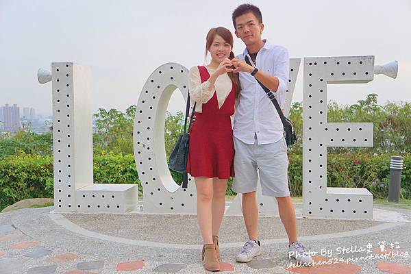 【高雄市-鼓山】登上山頂飽覽港都夜景@高雄市忠烈祠.壽山LOVE情人觀景台★高雄/高雄景點/高雄夜景/高雄情侶約會