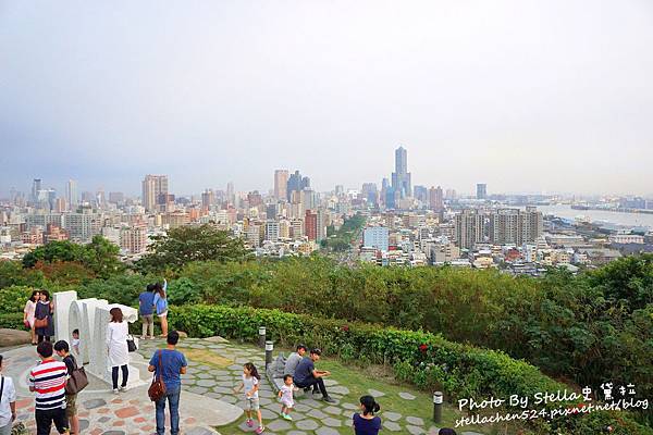 【高雄市-鼓山】登上山頂飽覽港都夜景@高雄市忠烈祠.壽山LOVE情人觀景台★高雄/高雄景點/高雄夜景/高雄情侶約會