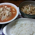 11/05 午餐(炒菇拌飯+番茄蔬菜豆腐濃湯)