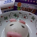 07/03 午餐(小豬芋泥包+蔬果多穀)