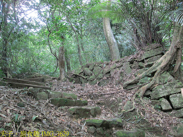 淡蘭古道北路 金字碑古道 遺跡探訪 印證歷史 IMG_7629.jpg - 金字碑 20220920