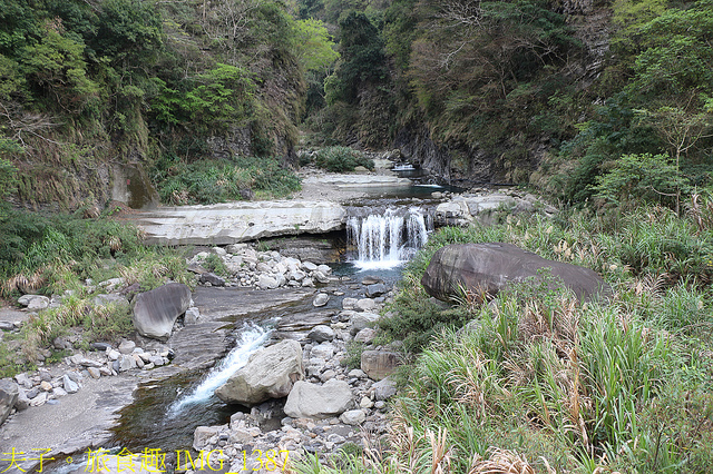 IMG_1387.jpg - 水雲吊橋 紅色的橋身橫跨汶水溪 20220213