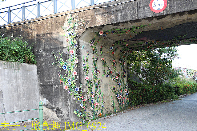 五分仔車鐵道 彰化媽 笨港換龍袍 限定版香路輕旅 IMG_6924.jpg - 嘉義新港鄉板頭村 古笨港戶外考古園區 剪黏大壁畫 20200808