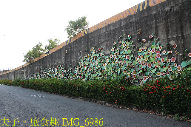 五分仔車鐵道 彰化媽 笨港換龍袍 限定版香路輕旅 IMG_6986.jpg - 嘉義新港鄉板頭村 古笨港戶外考古園區 剪黏大壁畫 20200808