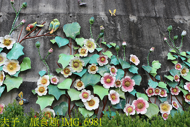 五分仔車鐵道 彰化媽 笨港換龍袍 限定版香路輕旅 IMG_6981.jpg - 嘉義新港鄉板頭村 古笨港戶外考古園區 剪黏大壁畫 20200808