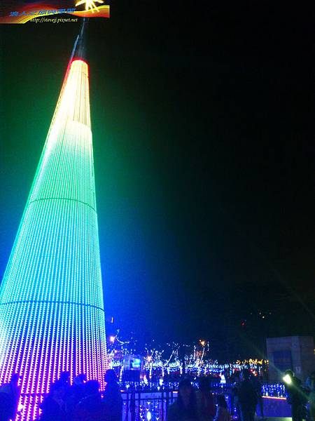 2012新北政府聖誕樹