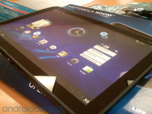 thumb_550_motorola-xoom-display.jpg