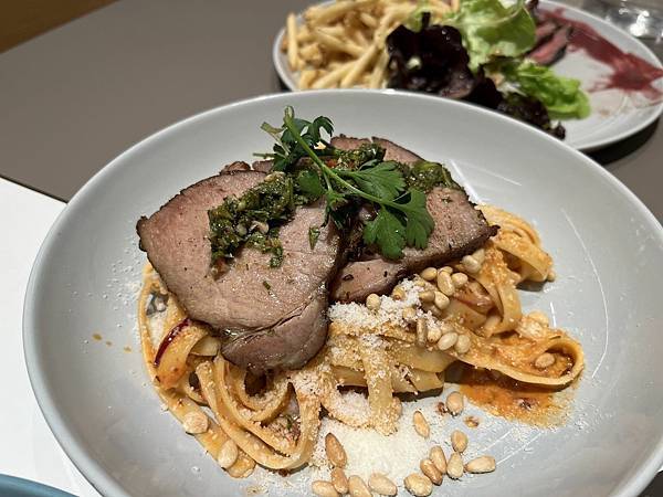 IMG_2855.jpg IMG_2855.jpg