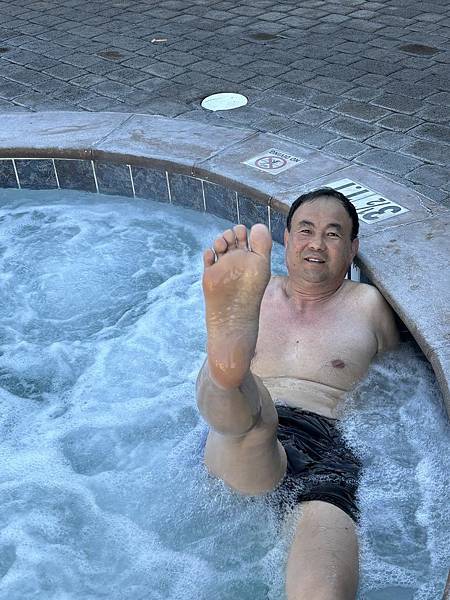 2025-10-8 返回gilroy,從南部出口回