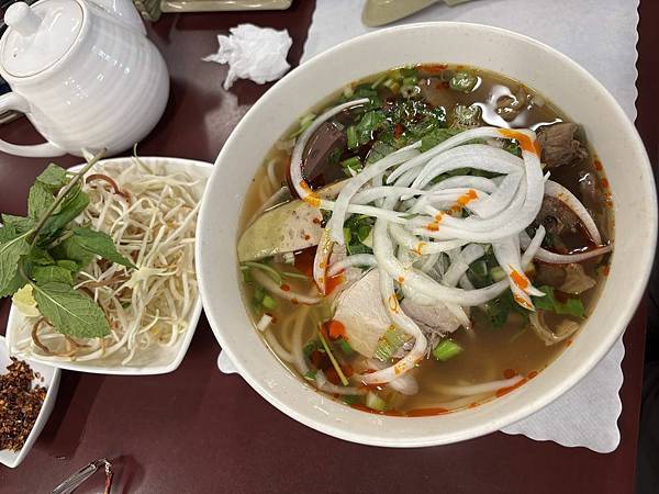 2025-10-9 gilroy outlet 一日遊（中餐