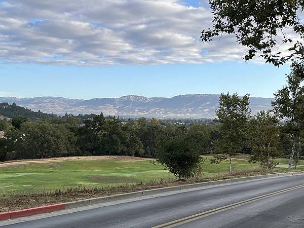 2025-10-9 gilroy outlet 一日遊（中餐