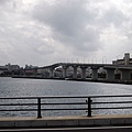 05.終於到了那霸港.jpg