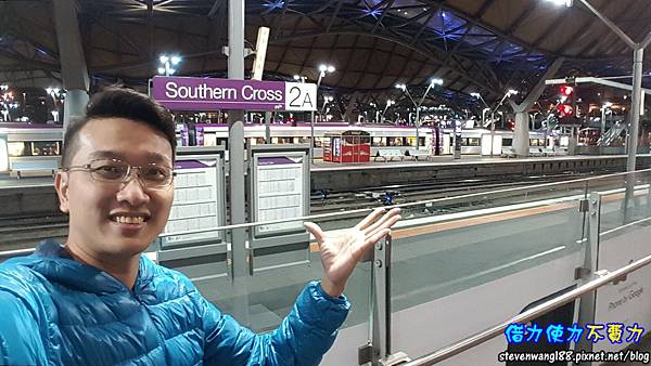 20161107-0125-南十字星車站月台