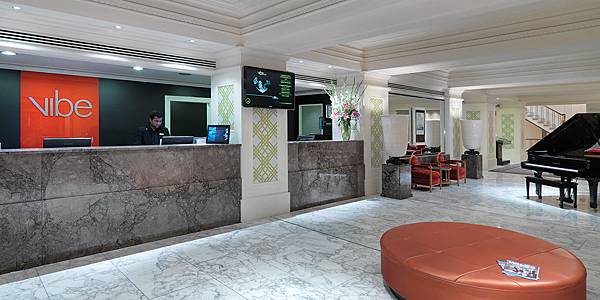 vibe-savoy-melbourne-hotel-lobby-1-2013.jpg