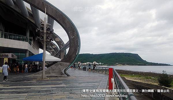 [屏東.旅遊]墾丁海生館,海洋生物博物館_最長海底隧道鯨鯊伴隨,小朋友暑假夏令營住宿最佳選擇(必去,景點,門票,夜宿,交通,附近民宿,實習,基隆,珊瑚礁)042