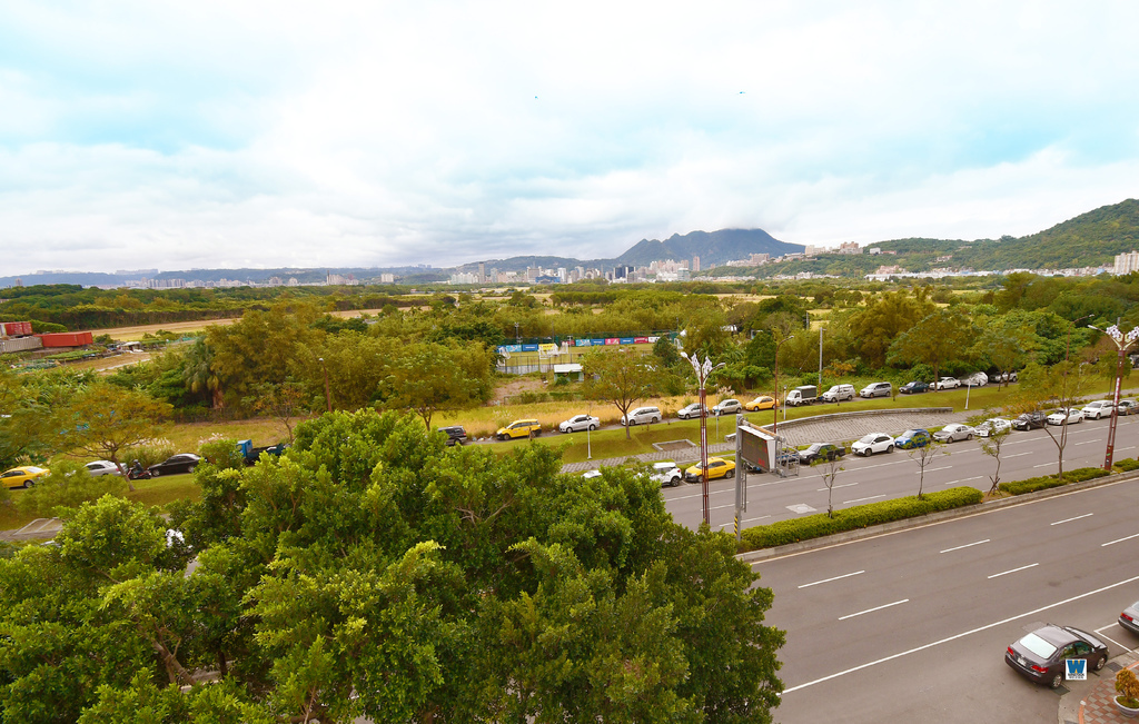 萬企大業北投建案看房 關渡平原景觀第一排大陸工程x P T 北投難得闊砌建築 偉恩史達克 生活趨勢觀察家 萬企大業北投建案看房 關渡平原景觀第一排大陸工程x P T 北投難得闊砌建築 偉恩史達克 生活趨勢觀察家